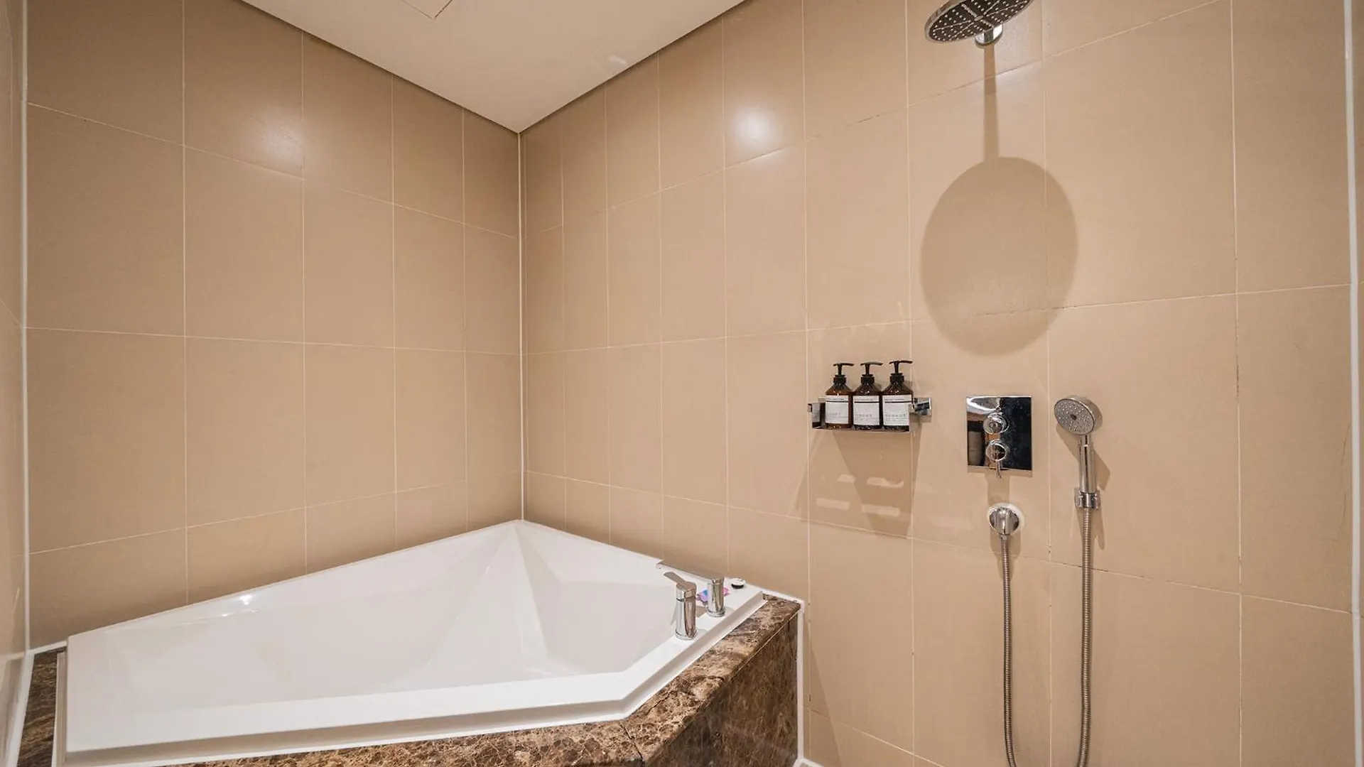 Guwol Rondo Hotel Incheon