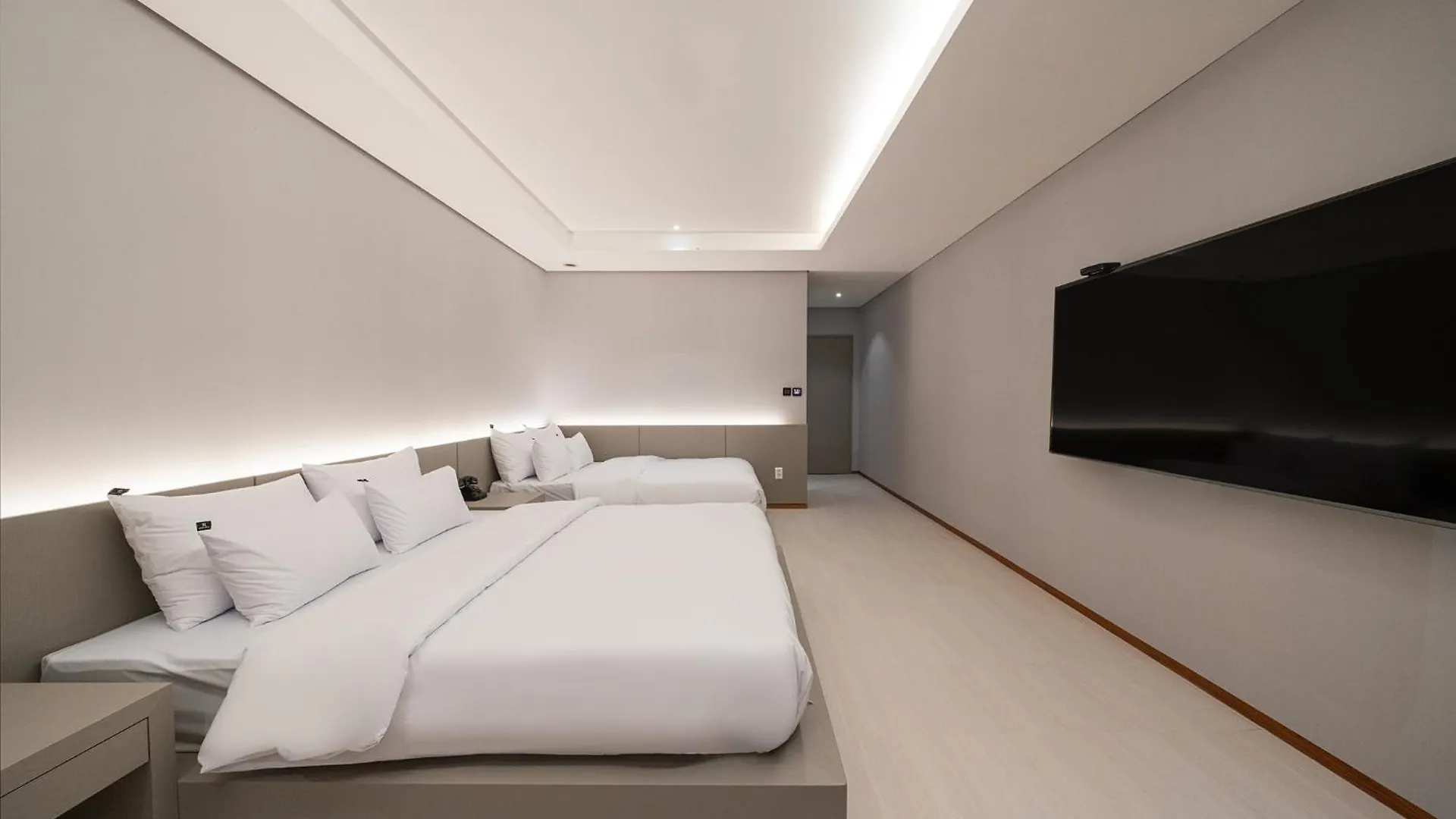 **  Guwol Rondo Hotel Incheon South Korea